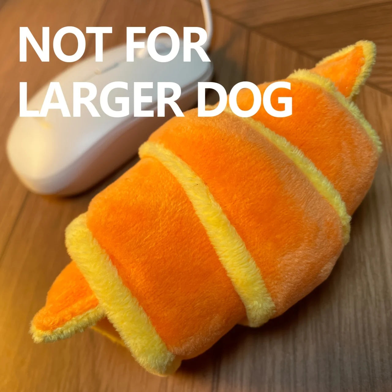 Croissniff – Plush Squeaky Dog Toy