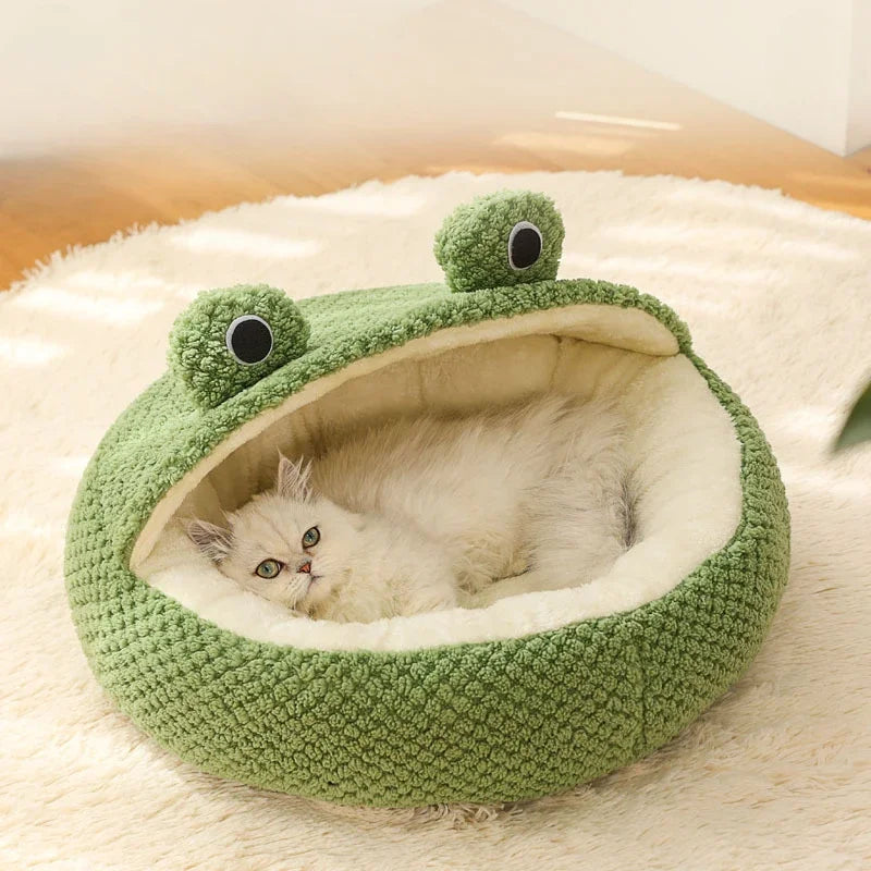 FrogHaven – Plush Pet Nest Bed
