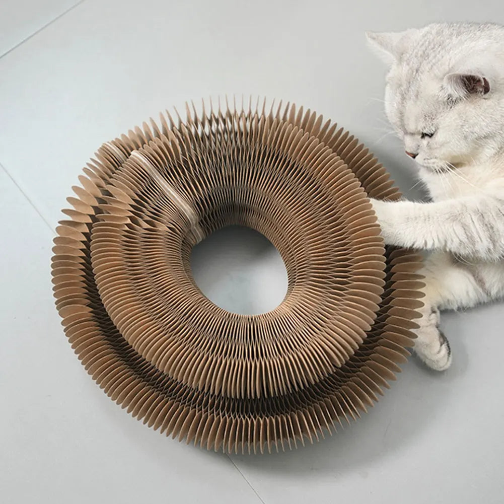 ClawMaze – Interactive Cat Scratching Toy