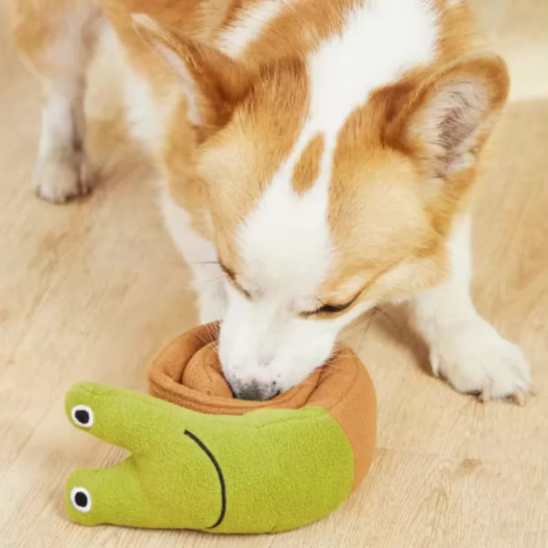 Snailix – Snail-Shaped Interactive Pet Sniffing Toy
